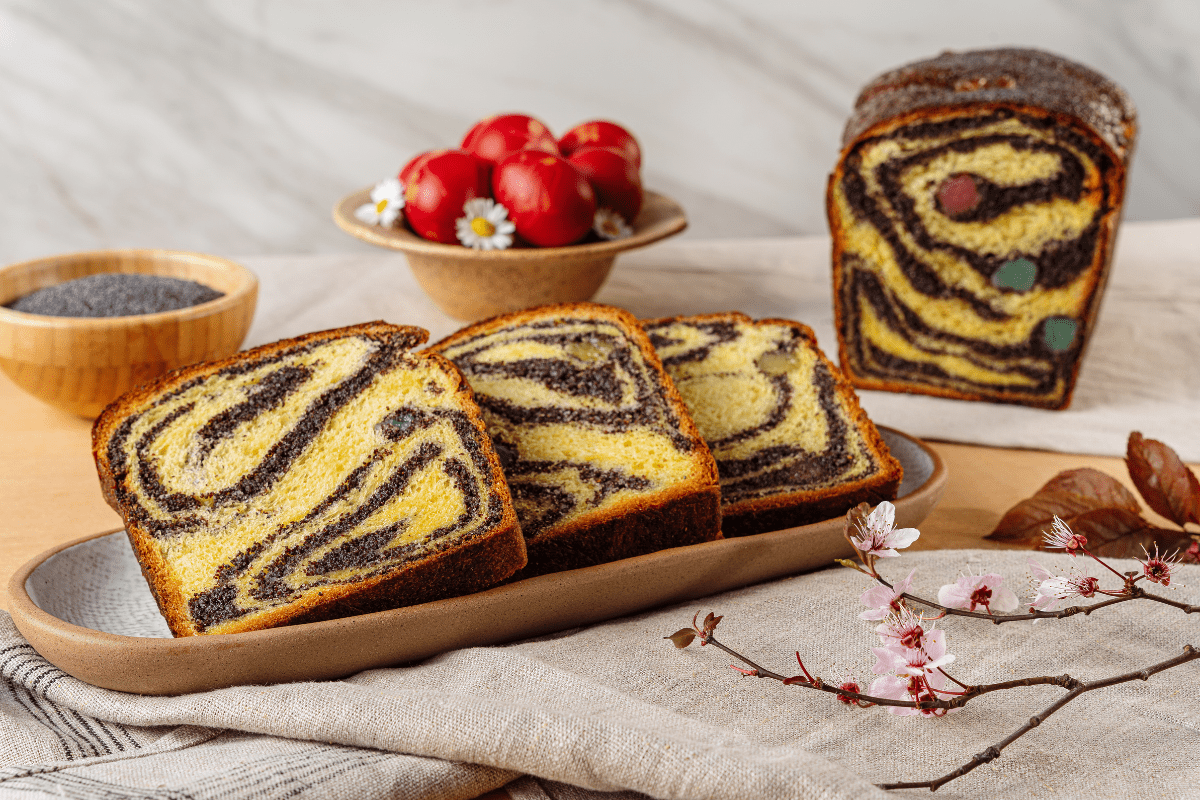 Cozonac mic cu mac și rahat